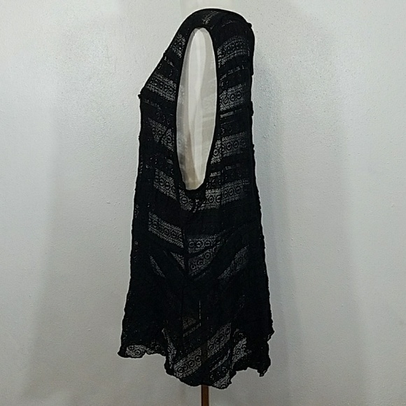 Final Markdown! Torrid Black Lace Tank Top - Picture 4 of 8